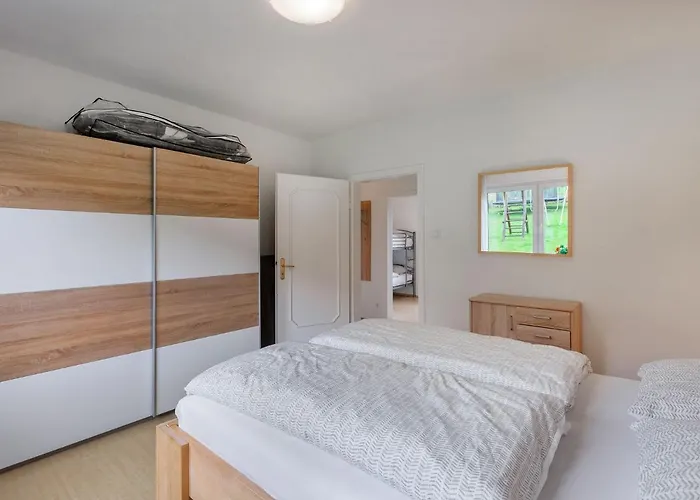 度假居 With Private Terrace In